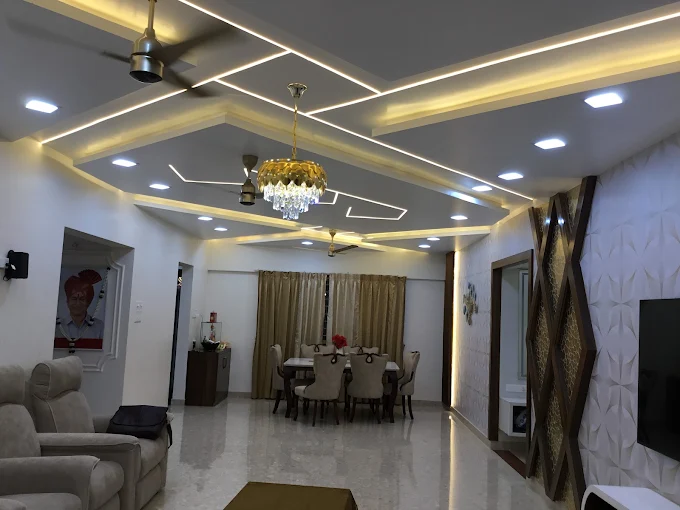 Custom Furniture & Decor